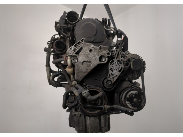 Форсунка топливная  Volkswagen Touran 2006-2010    038130073BN     