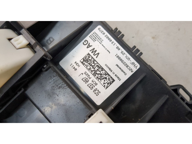 Блок комфорта  Volkswagen Jetta 6 2010-2018      5C0937087J  