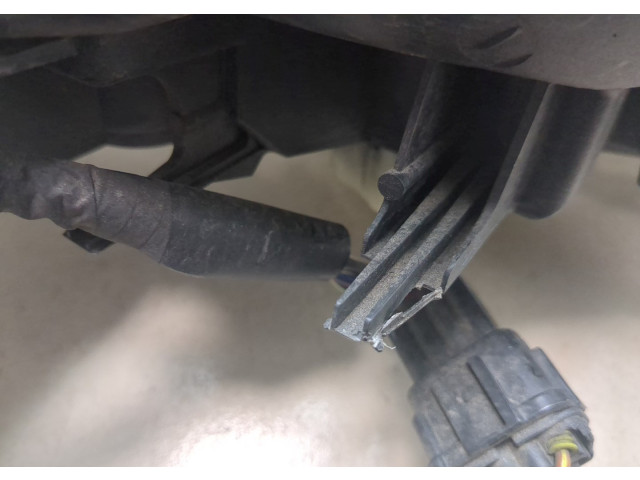 Фара передняя  Infiniti QX56 2010-2013 левая 