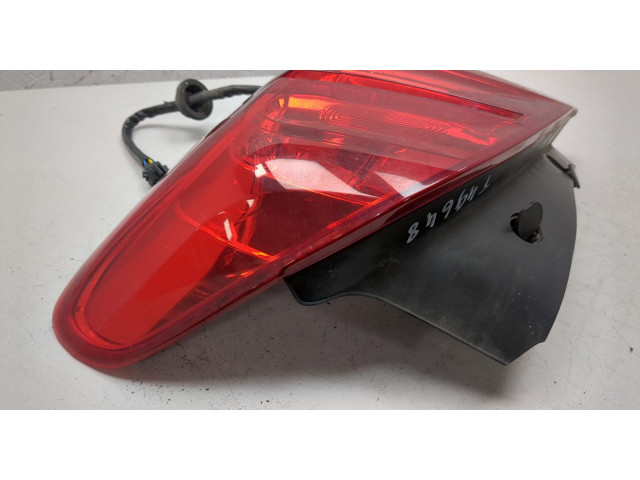 Задний фонарь          