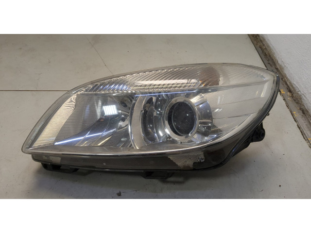 Фара передняя  Skoda Fabia 2007-2014 правая 