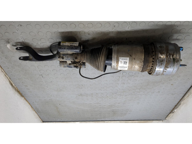 Стойка амортизатора Mercedes GLC X253 2015-2022 A2533200338