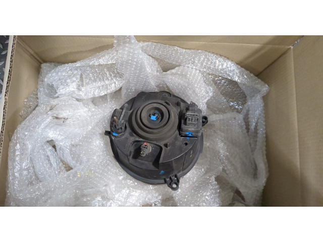 Фара передняя Jeep Liberty 2002-2006 левая