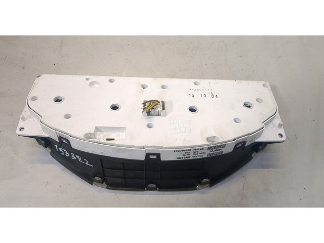 Панель приборов  Volvo XC90 2002-2014       30682286     