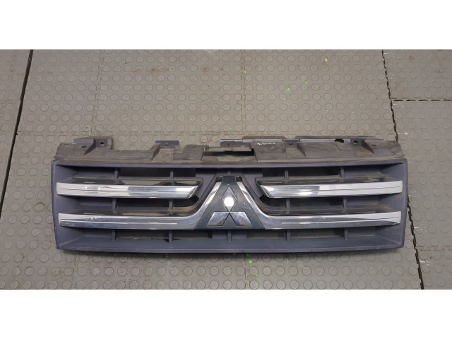 Решетка радиатора  Mitsubishi Pajero 2006-2011          