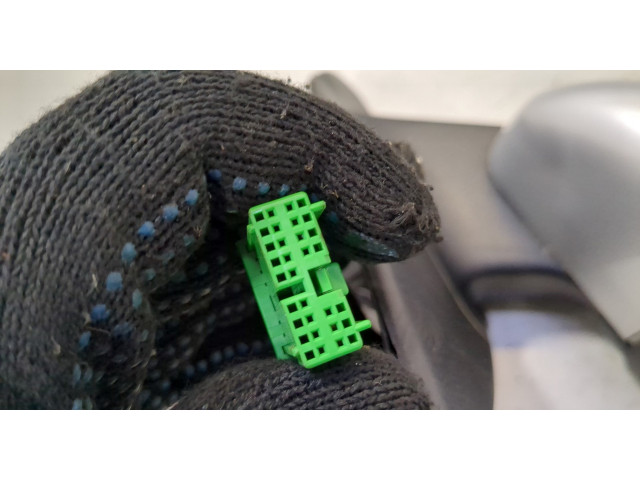 Зеркало боковое  Volvo V70 2001-2008  правое           30634914