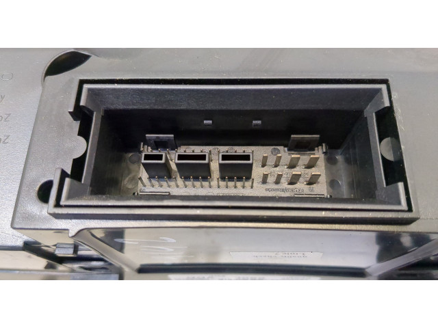 Панель приборов Volkswagen Golf 5 2003-2009 1K0920860L