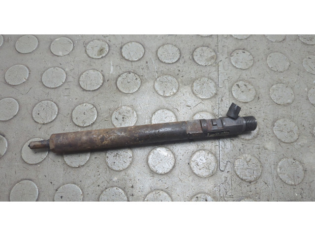 Форсунка топливная SsangYong Rodius 2004-2013 EJBR04401D