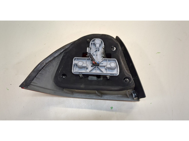 Задний фонарь 5142203 Saab 9-5 1997-2005