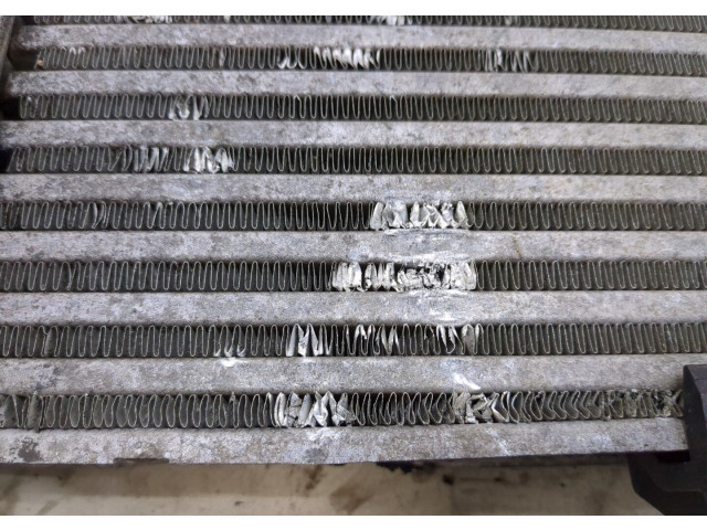 Интеркулер Renault Clio 2009-2012