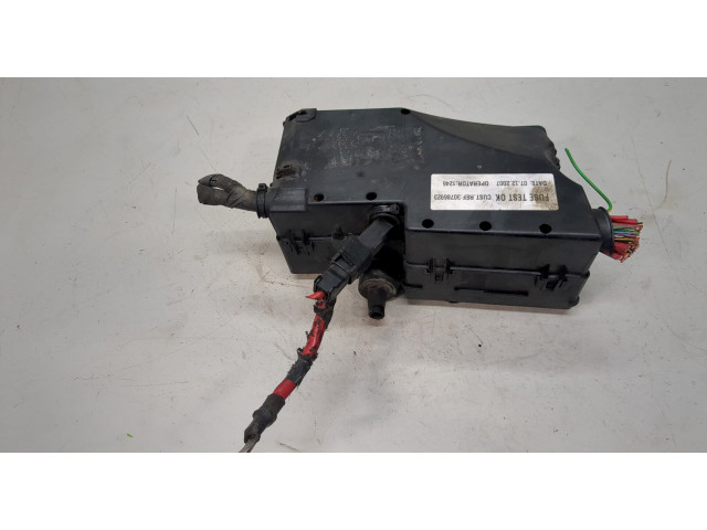 Блок предохранителей  Volvo V50 2007-2012      8688040    