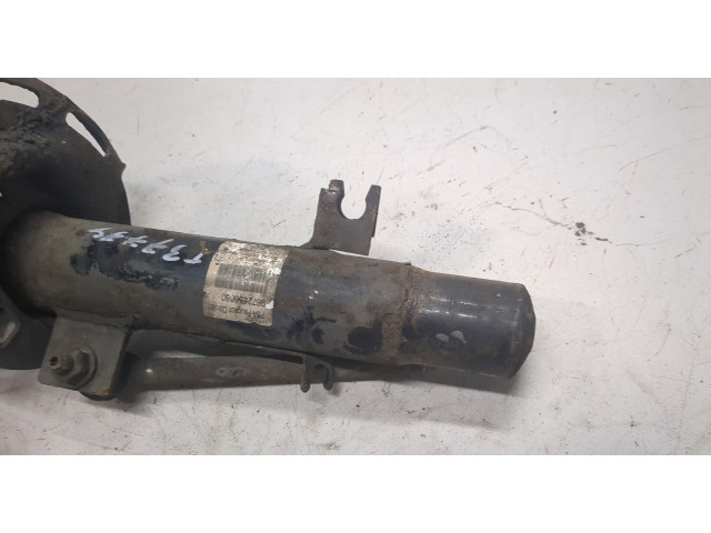 Стойка амортизатора Citroen DS3 9672656080 1.6 дизель