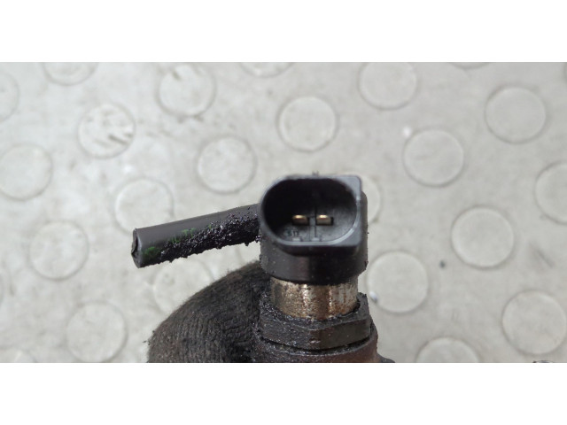 Форсунка топливная Citroen C4 2010-2020 9802448680