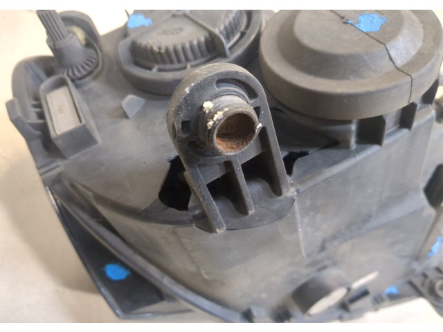 Фара передняя  Volkswagen Passat 7 2010-2015 Европа левая 