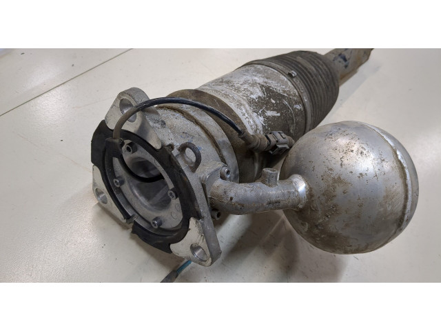 Стойка амортизатора  Volkswagen Phaeton 2002-2010 3D0616002K     