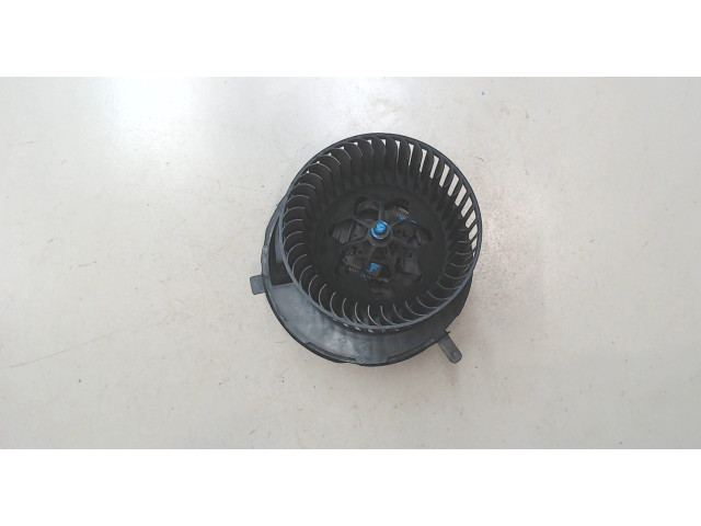 Моторчик печки  Volkswagen Touran 2003-2006 1K2819015     1K2819015   