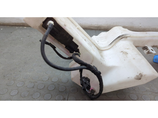 Бачок омывателя Volkswagen Passat CC 2008-2012