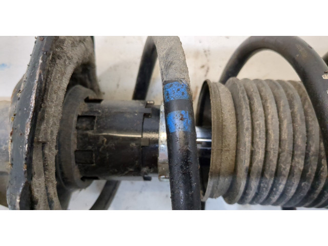 Стойка амортизатора Skoda Octavia (A7) 2017-2021