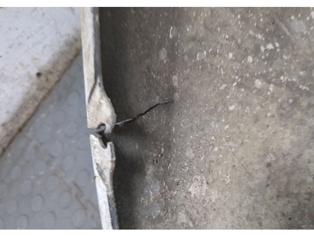 Бампер  Mitsubishi Pajero / Montero 2000-2006 передний      