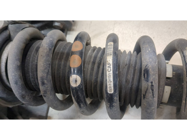 Стойка амортизатора Porsche Cayenne 2007-2010 7L5413031AD