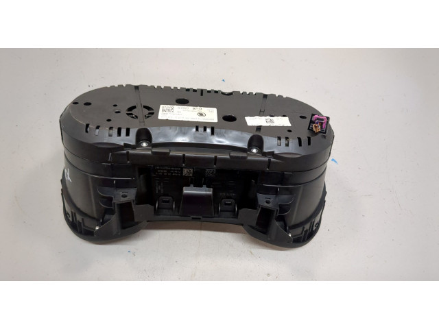 Панель приборов Skoda Octavia (A7) 2013-2023