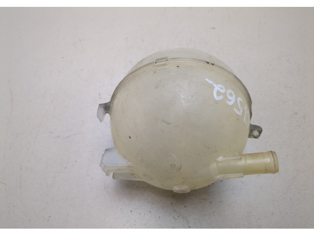 Бачок расширительный Cadillac XT5 2016-2019 23386455