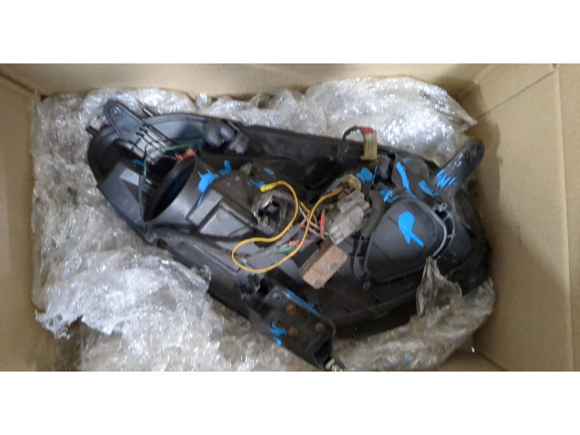 Фара передняя  Subaru Tribeca (B9) 2004-2014 левая 