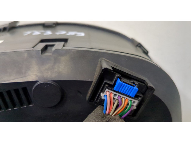 Панель приборов Chevrolet Captiva 2011-2016 95929948