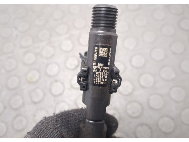 Форсунка топливная  Mercedes C W204 2006-2015    A6460700987, EJBR04201D     