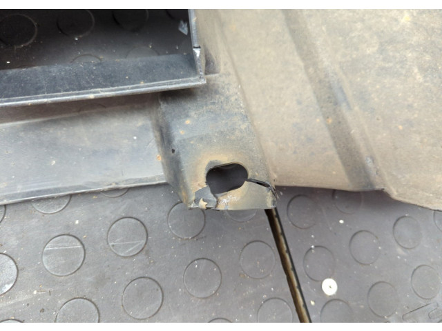 Бампер  Suzuki Grand Vitara 1997-2006 передний   7171165D31799