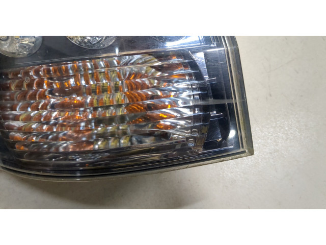 Задний фонарь 8330A379