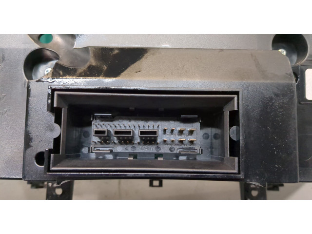 Панель приборов Volkswagen Caddy 2004-2010