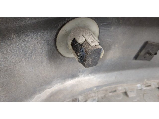 Бампер Volkswagen Golf 5 2003-2009 задний