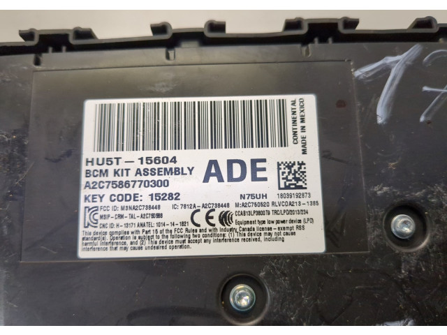 Блок предохранителей Lincoln MKZ 2016-2020 HQ9T14D068BC