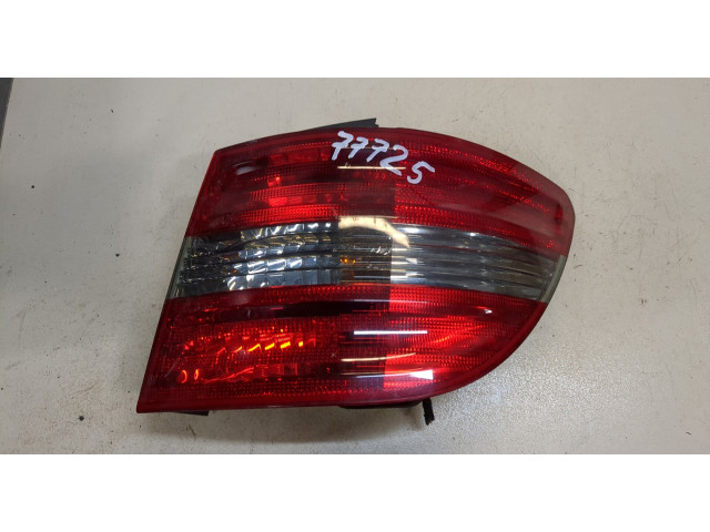 Задний фонарь        Mercedes B W245 2005-2012 