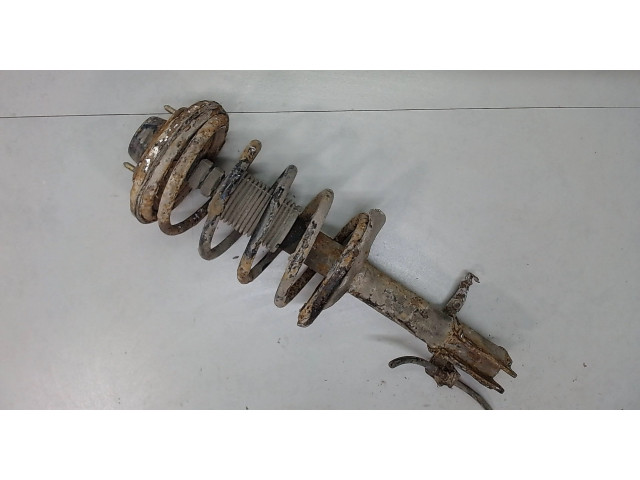 Стойка амортизатора Mitsubishi Pajero Pinin MR554800 2 бензин