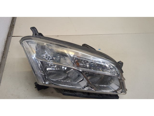 Фара передняя  Chevrolet Trax 2013-2016 правая 