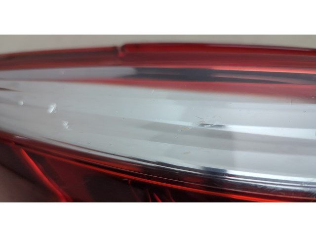 Задний фонарь          