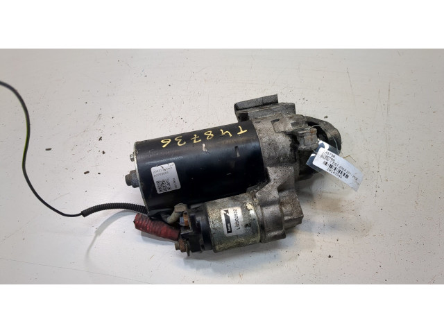 Стартер  BMW 1 E87 2004-2011      