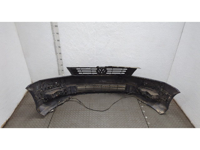 Решетка радиатора  Volkswagen Passat 7 2010-2015 Европа          3AA853651