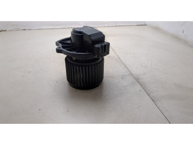 Моторчик печки  Mazda CX-9 2016-        