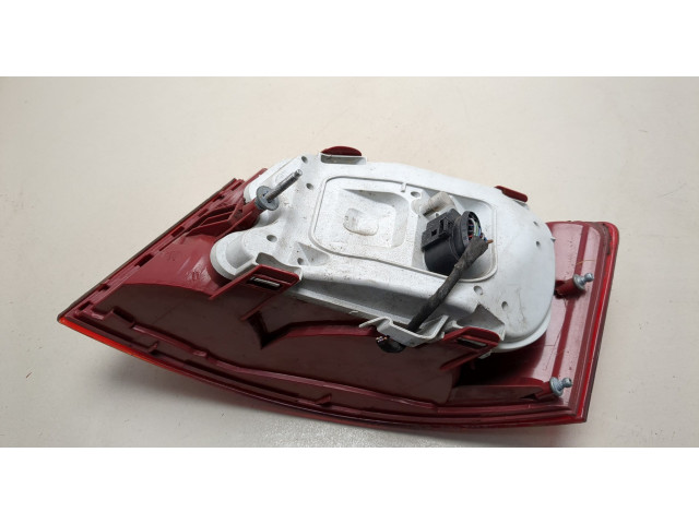 Задний фонарь