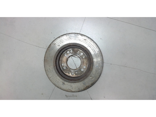 Диск тормозной Mitsubishi Sigma 3.0 передний MB895444