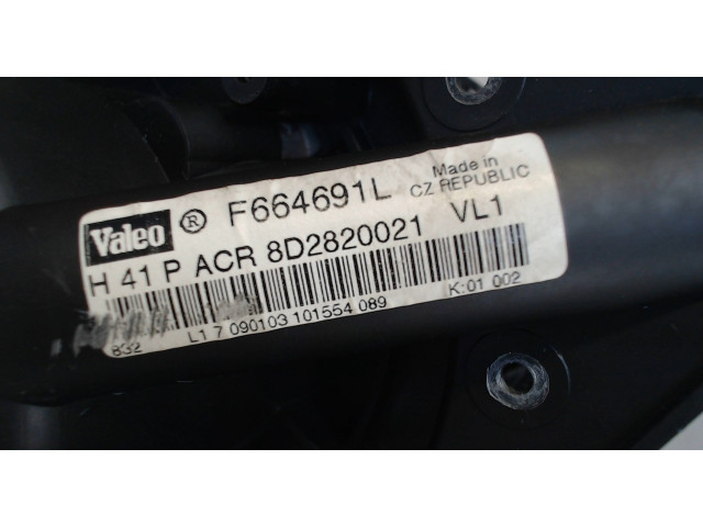 Моторчик печки Skoda SuperB 2001-2008 8D2820021 8D2820021