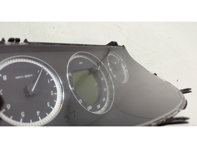 Панель приборов  Mercedes C W204 2006-2015       A2049003102     