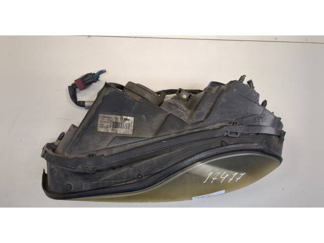 Фара передняя  Volvo XC90 2002-2014 левая 