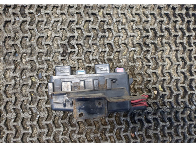 Блок предохранителей Mazda CX-7 2007-2012 EH6466750 2.2