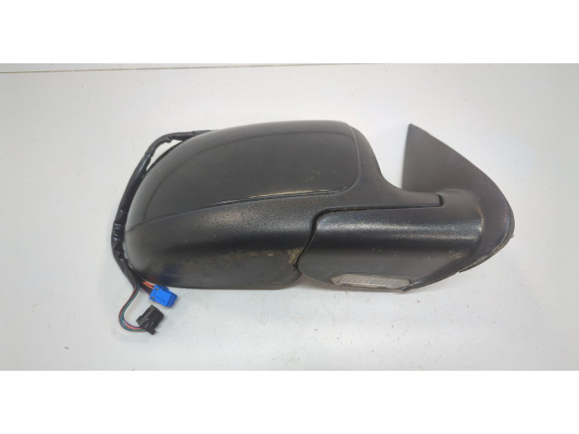 Зеркало боковое  Cadillac Escalade 2 2001-2006  правое           88980722