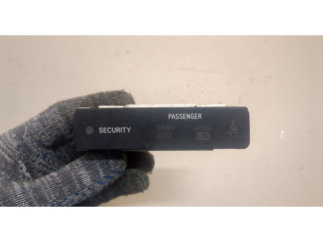 Дисплей бортового компьютера  Toyota Corolla E15 2006-2013 8395002100       