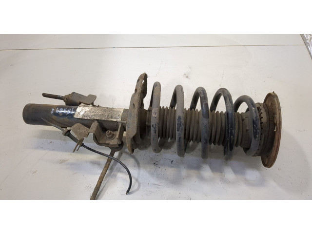 Стойка амортизатора  Volvo XC60 2008-2017      